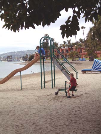 Bahia Resort Hotel - Beverley & Howard
on the beach