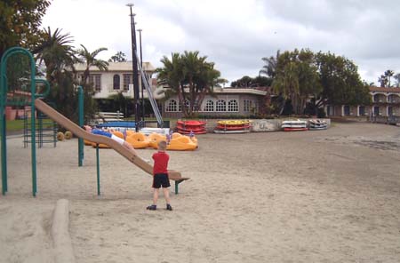 Bahia Resort Hotel - Beverley & Howard
on the beach