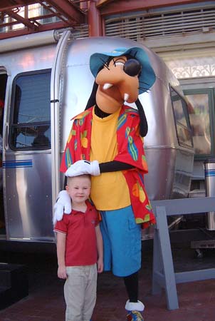 Disney's California Adventure - Howard & Goofy