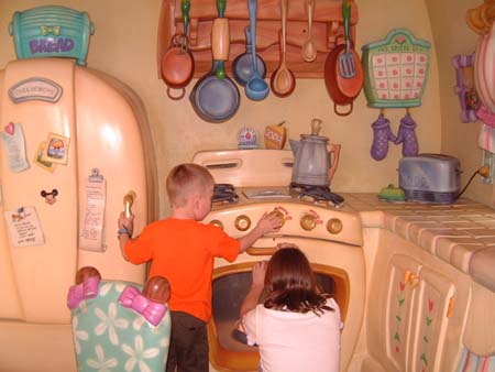 Disneyland Park - Minnie's Kitchen, full of 'working' appliances