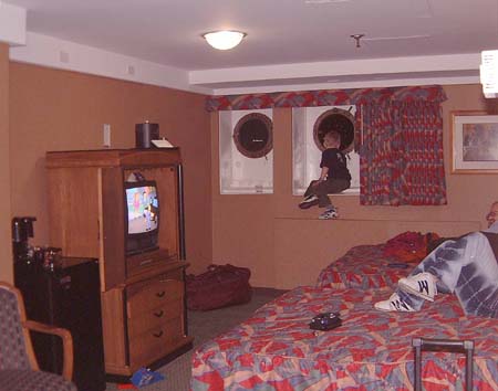 RMS Queen Mary - Cabin B473 - Howard