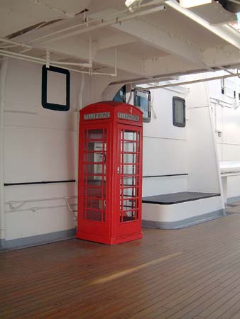 RMS Queen Mary - British Red Telephone Box
19 February 2002