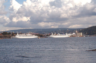 Black Watch and Sundream across the harbour