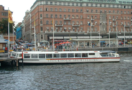 The sightseeing boat