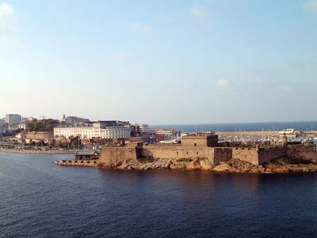 Leaving La Coru&ntilde;a, Castillo de San Ant&oacute;n [Archaelogical Museum]