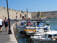 Along Akti Sachtouri