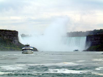 Maid of the Mist - Canadian Horseshoe Falls