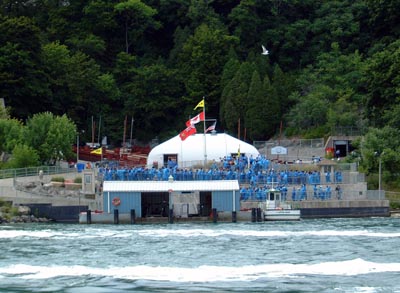 Maid of the Mist - The quay on the Canadian side