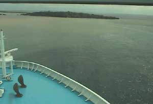 15 Oct - Roat&aacute;n 12.19 EST