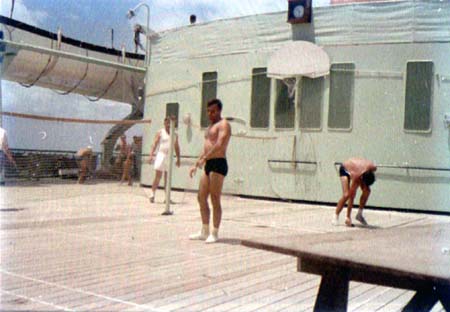 Deck Tennis [Dad in vest]