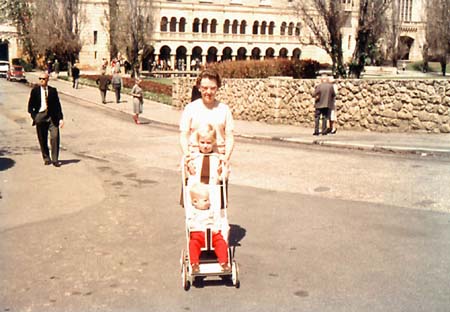 University of W. Australia - Mum, Me & Ken
