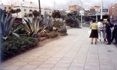 Street near the beach in Las Palmas - 12 Sept 1965