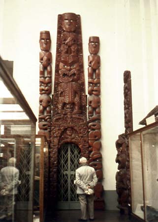 Wellington Museum - Maori Carvings